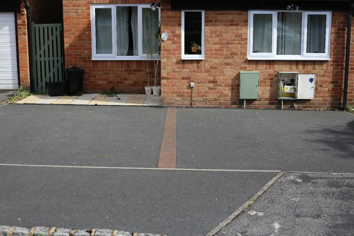 Tarmac driveway with block edging